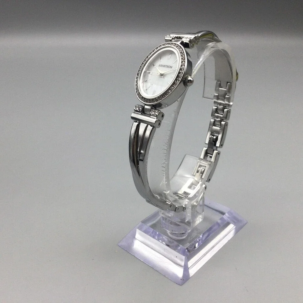 Armitron Womens Watch 21mm White Oval Dial Silver Tone Crystals New Battery 7.5